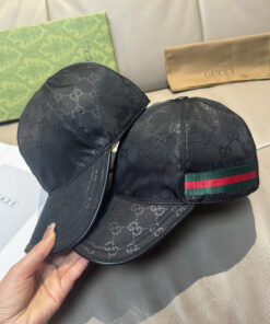 上質Gucciグッチキャンバス×本牛革ダブルGメタルロゴ ベースボールキャップGucci26-31