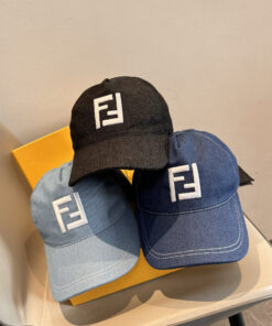 FENDIフェンディイタリアン・ラグジュアリー「ダブルF」モノグラムキャップFENDI-26013