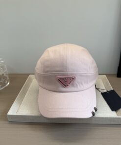 PRADAプラダ ストリートスタイルクラシック・キャップバケットハットPRADA26-22
