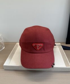 PRADAプラダ ストリートスタイルクラシック・キャップバケットハットPRADA26-21