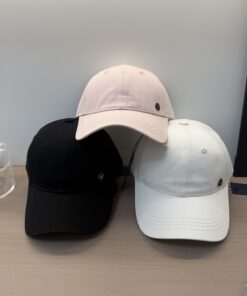 PRADAプラダ ストリートスタイルクラシック・キャップバケットハットPRADA26-14