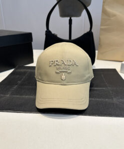 PRADAプラダ ストリートスタイルクラシック・キャップバケットハットPRADA26-02