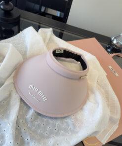 MiuMiuミュウミュウ サンバイザー ベースボールキャップ ワークキャップバケットハットダメージ加工キャップmiumiu627