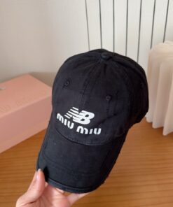 Alternative view of MiuMiuミュウミュウ サンバイザー ベースボールキャップ ワークキャップバケットハットダメージ加工キャップmiumiu614