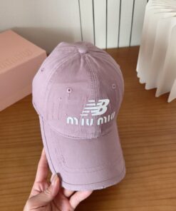 MiuMiuミュウミュウ サンバイザー ベースボールキャップ ワークキャップバケットハットダメージ加工キャップmiumiu612