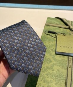 Alternative view of GUCCIグッチ最高峰シルク クラシック 小Gロゴ ジャガード ネクタイ 手縫い仕立て545078 4E002-18