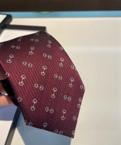 Alternative view of GUCCIグッチ最高峰シルク クラシック 小Gロゴ ジャガード ネクタイ 手縫い仕立て545078 4E002-13