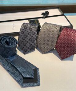 Alternative view of GUCCIグッチ最高峰シルク クラシック 小Gロゴ ジャガード ネクタイ 手縫い仕立て545078 4E002-12