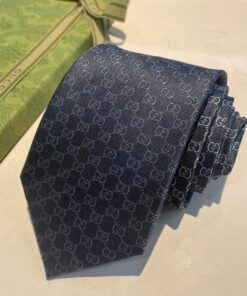 GUCCIグッチ最高峰シルク クラシック 小Gロゴ ジャガード ネクタイ 手縫い仕立て545078 4E002-6