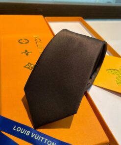 最高峰ルイヴィトンLouis Vuittonシルク クラシック ジャガード ネクタイ M90739-14