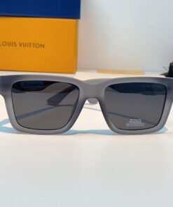 Louis Vuittonルイヴィトンスポーツサングラス偏光・UVカット軽量フィットドライブアウトドア男女兼用Vuitton2629