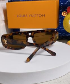 Alternative view of Louis Vuittonルイヴィトンスポーツサングラス偏光・UVカット軽量フィットドライブアウトドア男女兼用Vuitton2612